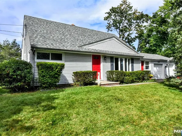 58 Pine, Midland Park, NJ 07432