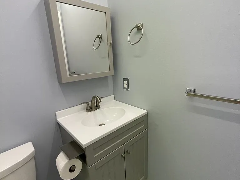 870 E Boundary St — Photo 21