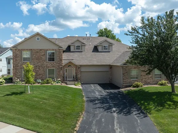 3125 Willowridge Rd Unit D, Marion, IA 52302