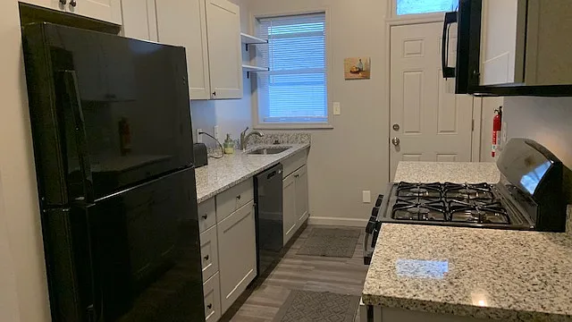 904 S Carey St — Photo 5