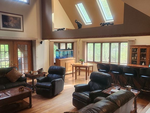 5th image of 21605 S Mattox Ln