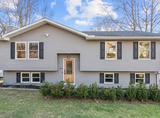 825 Maple Hill Rd, Naugatuck, CT 06770