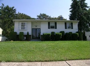 3305 Claran Rd, Baltimore, MD 21215