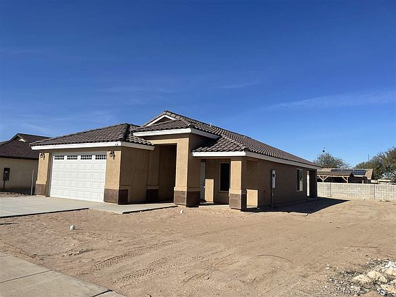 2nd image of 436 E Aquila St