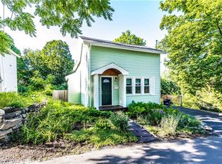 302 South St, Fayetteville, NY 13066