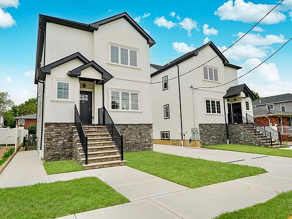 2nd image of 25 Hickory Ave #2
