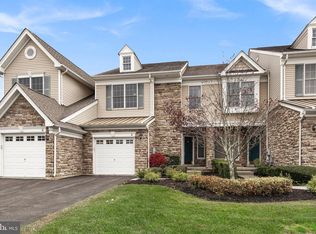 47 Tree Swallow Dr, Princeton, NJ 08540