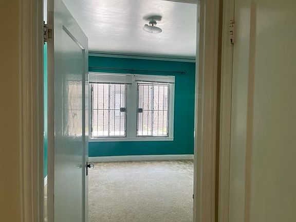 2nd image of 790 30th Ave