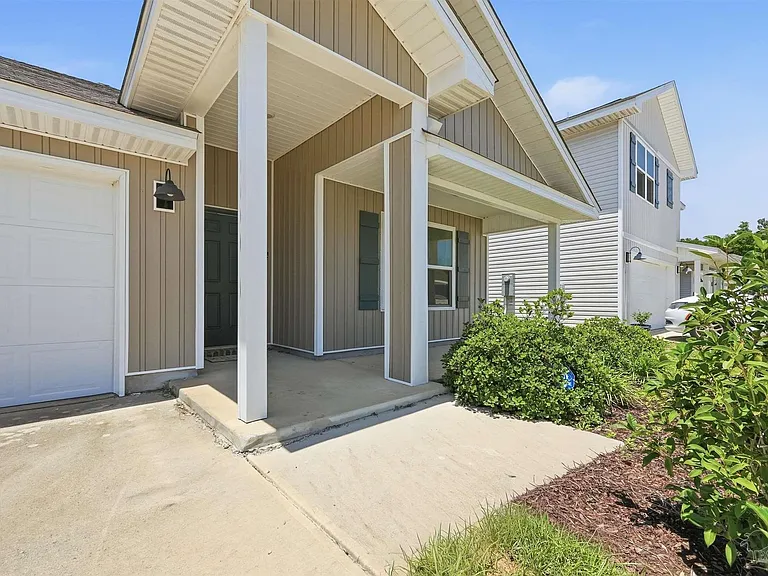 5367 Peach Dr — Photo 4