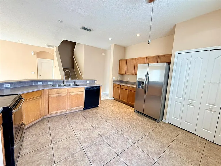 847 Whispering Cypress Ln — Photo 13