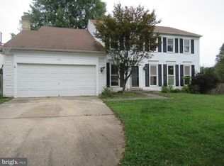 17215 Sandy Knoll Dr, Olney, MD 20832