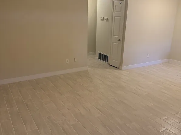 4713 Amber Ln Unit 3, Sacramento, CA 95841