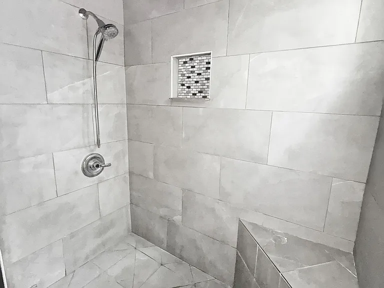 141 S 3rd Ave — Photo 12