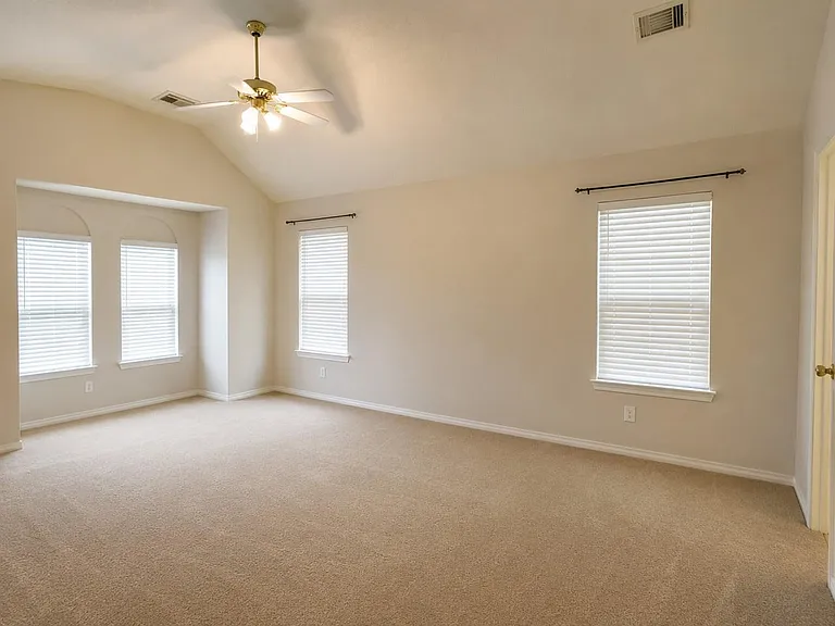 11607 Bay Ledge Dr — Photo 6