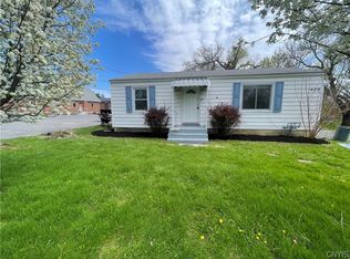 429 Beechwood Ave, Liverpool, NY 13088