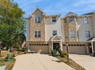 608 Imperial Dr, Imperial, PA 15126