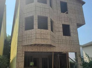 924 Hunterdon St, Newark, NJ 07112