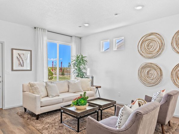 colorado-springs-colorado-448212040 picture