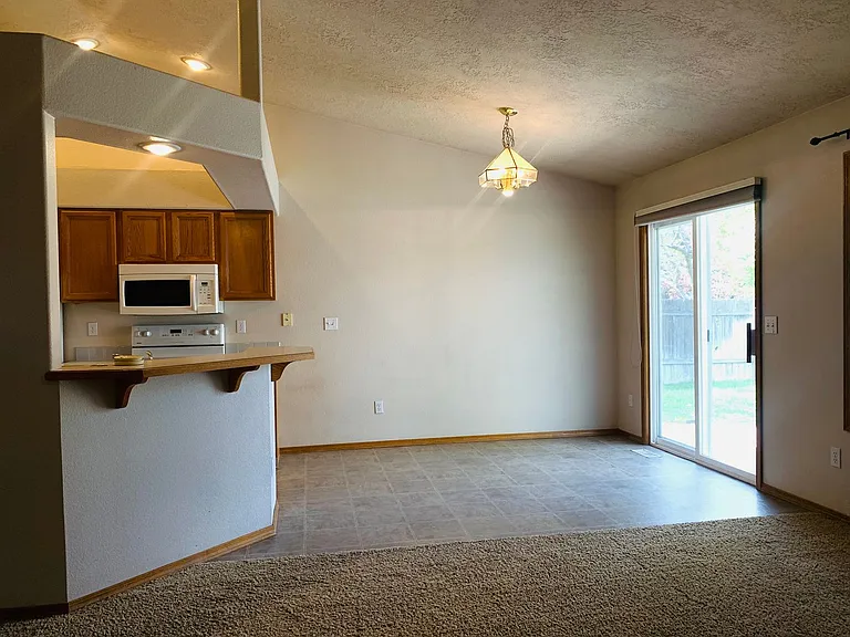 7456 W Limelight Ct — Photo 5