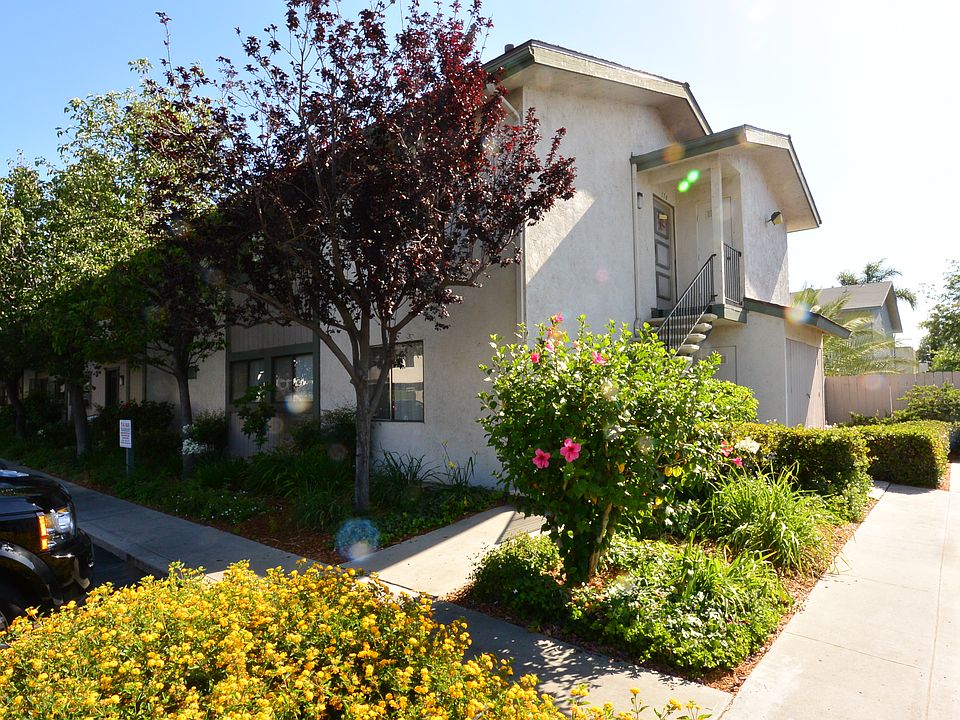 1st image of 12650 Lakeshore Dr Unit 169