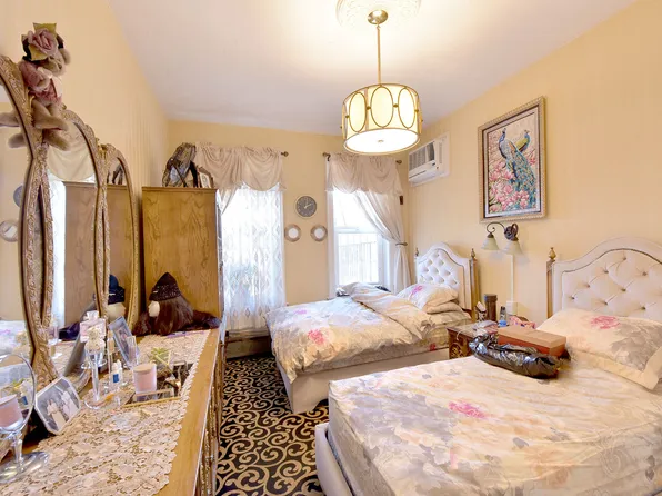 91 Webster Avenue image 6 of 13