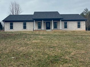 3451 SE Sportsman Lake Rd, Elizabethtown, KY 42701