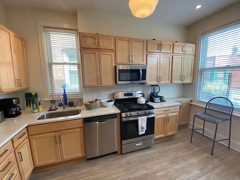 4351 N Hermitage Ave #2N — Photo 1