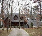 2nd image of 122 Laurel Ln