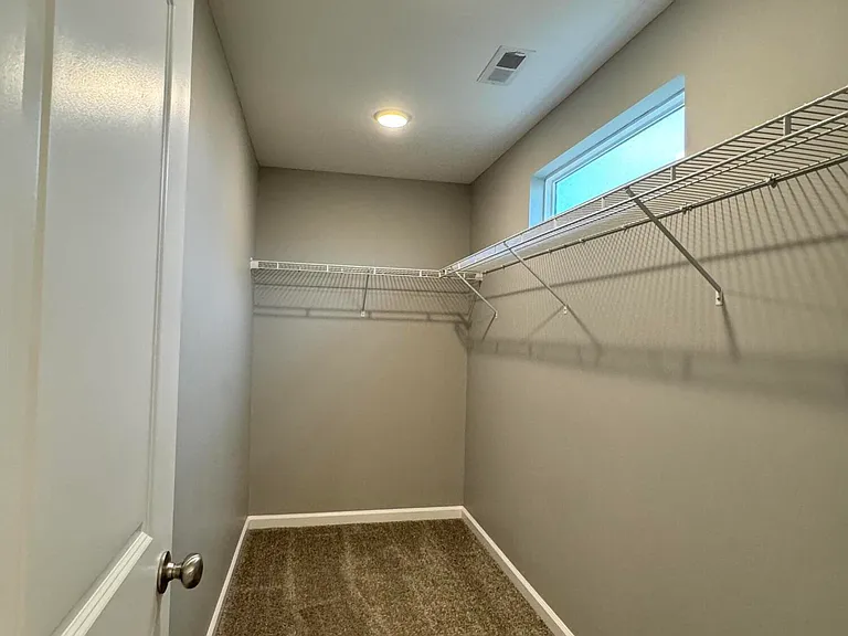 190 Oxford Landing Dr — Photo 16