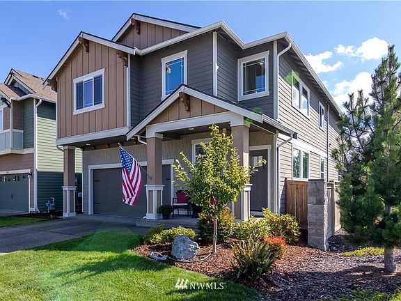 2nd image of 8609 Atlas Ave NE
