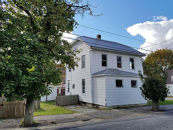 2nd image of 725 19th St