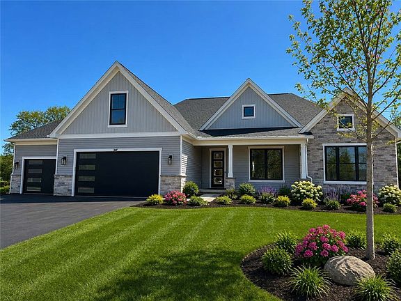 2nd image of 347 Rumford Rd