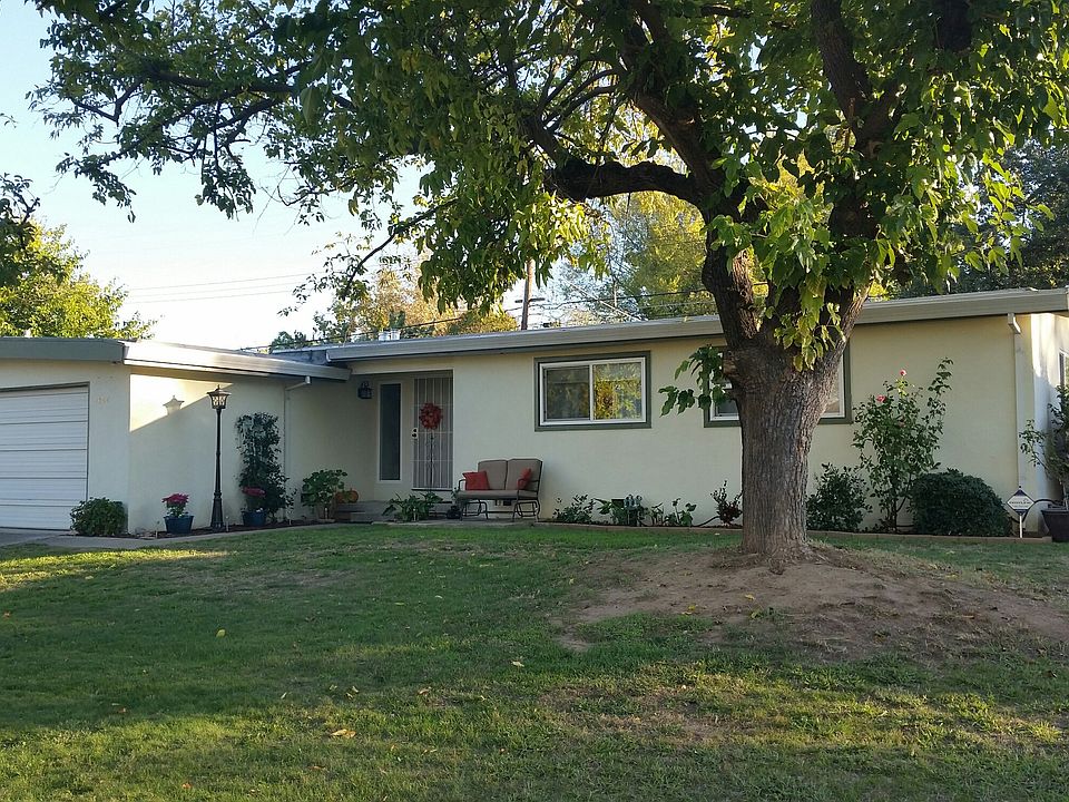 1st image of 2422 Town Cir