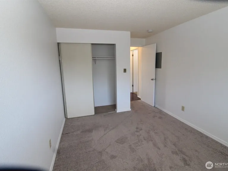 15210 Macadam Rd S #D304 — Photo 10