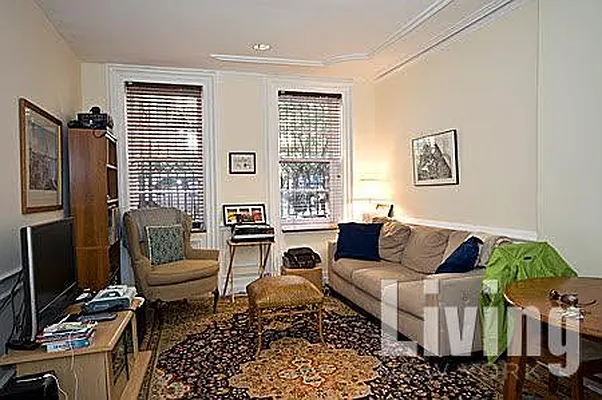 Rented by Living New York | media 17