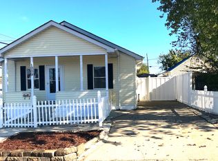 1009 10th St, Nitro, WV 25143