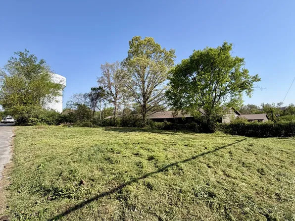 608 Old Salem Rd, Murfreesboro, TN 37129