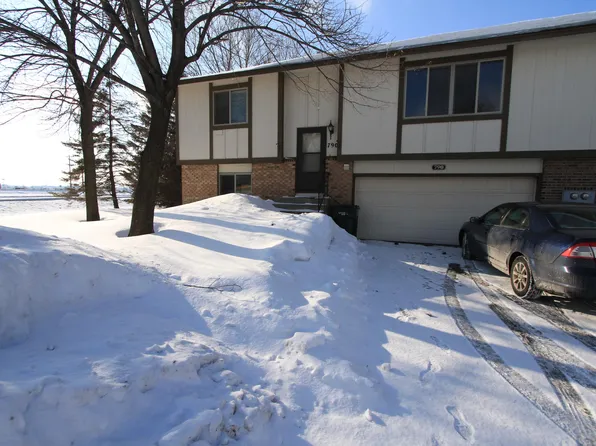 790 125th Ln NE, Blaine, MN 55434