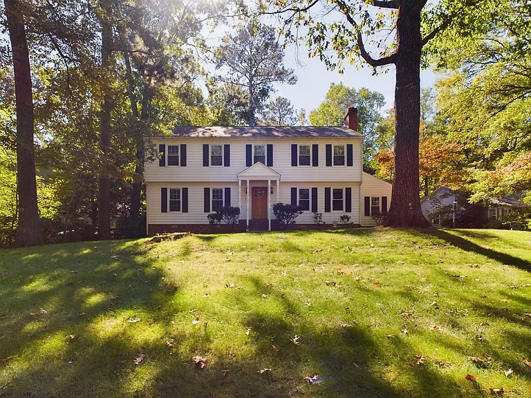 10211 Windbluff Dr — Photo 5
