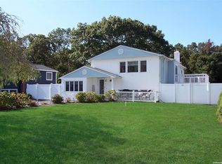 1040 Terry Rd, Ronkonkoma, NY 11779