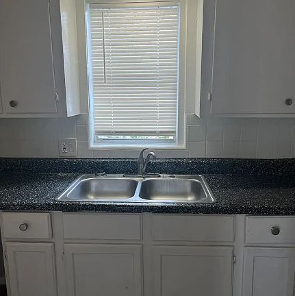 4th image of 2036 Palo Alto St
