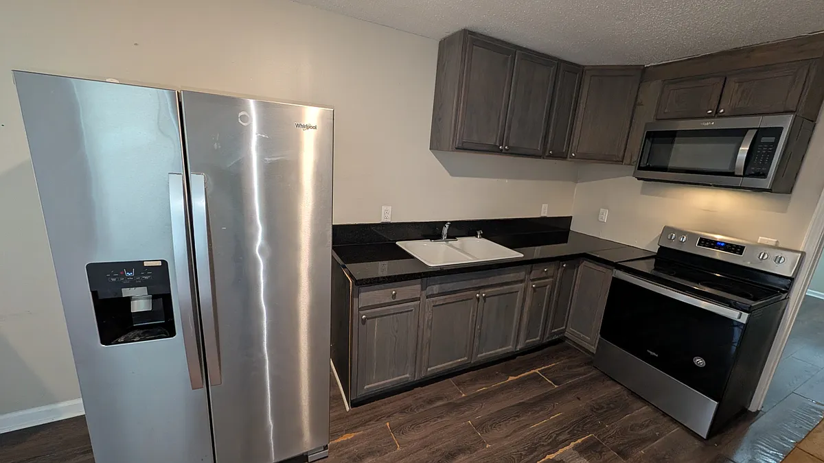 Building Photo - 306 Bell St #B