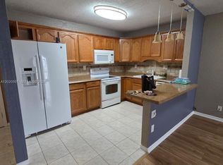 4133 NW 88th Ave APT 102, Pompano Beach, FL 33065