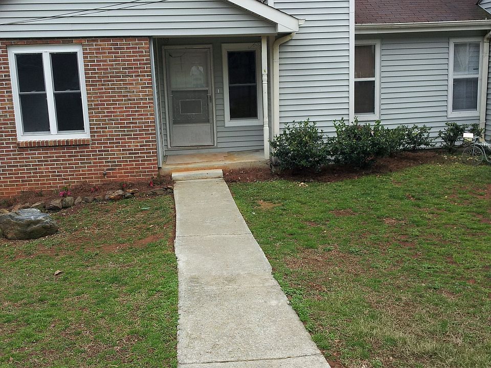 1st image of 4918 Farmstead Ct