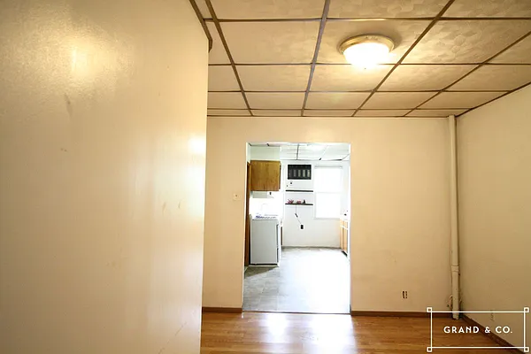 Rented by Grand & Co. | media 9