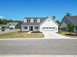 11 Coburn Ct, Hampstead, NC 28443
