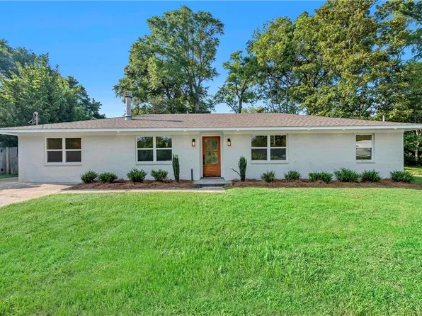 29 Paddock Dr, Fairhope, AL 36532