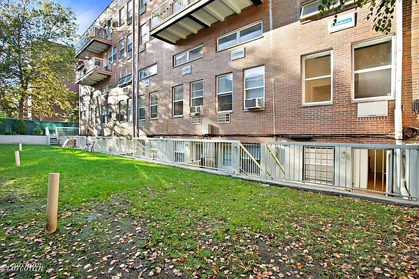 Rented by Corcoran | media 29