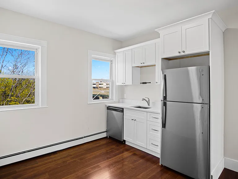 12 Redfield St #3 — Photo 19