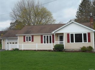 10016 Trevett Rd, Boston, NY 14141